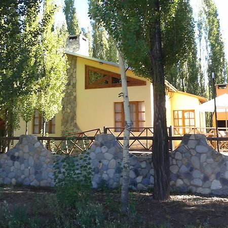 Terrazas En El Bosque Cabañas Malargüe Exterior foto