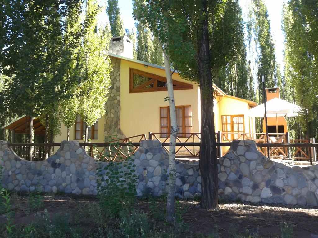 Terrazas En El Bosque Cabañas Malargüe Exterior foto