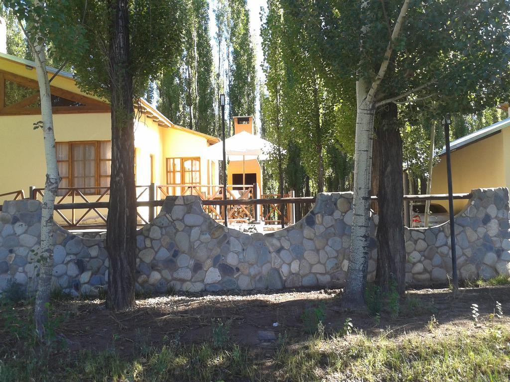 Terrazas En El Bosque Cabañas Malargüe Exterior foto