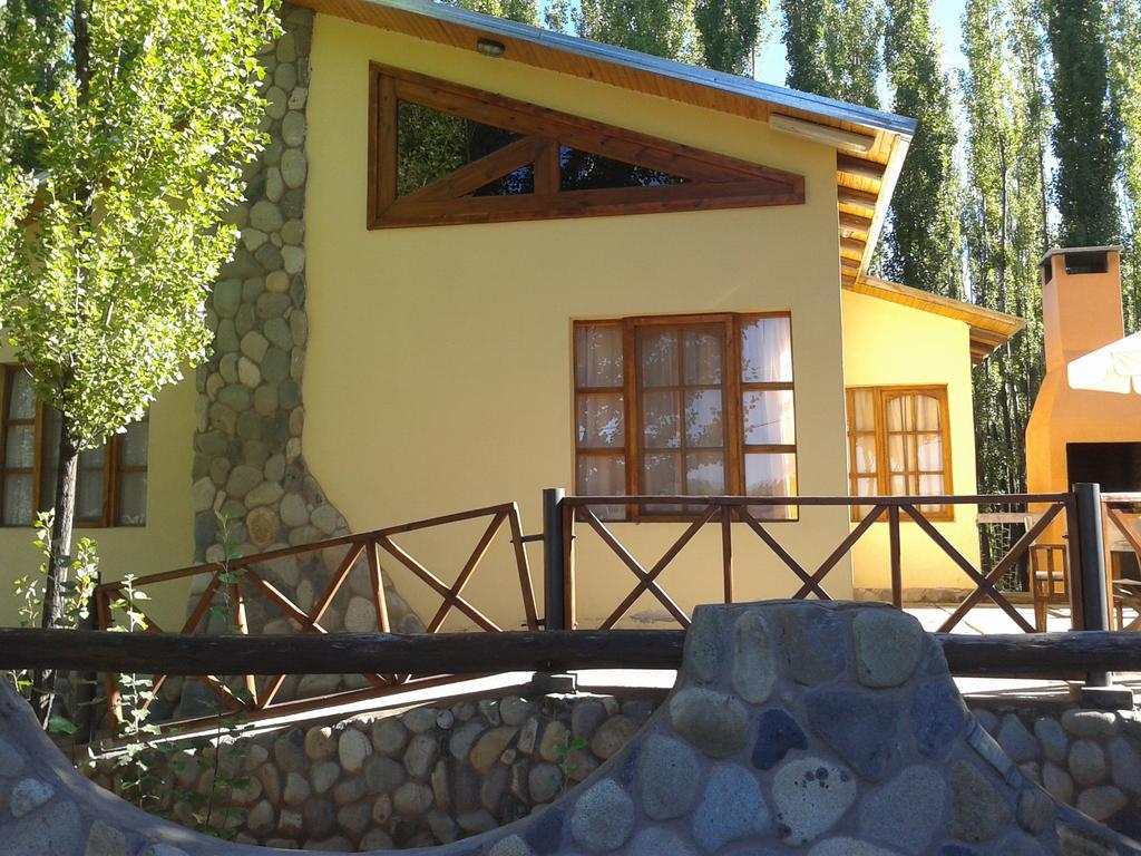 Terrazas En El Bosque Cabañas Malargüe Exterior foto