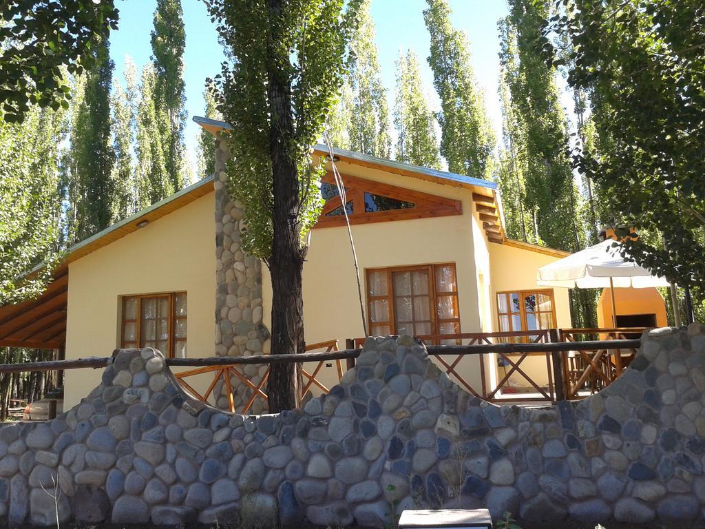Terrazas En El Bosque Cabañas Malargüe Exterior foto